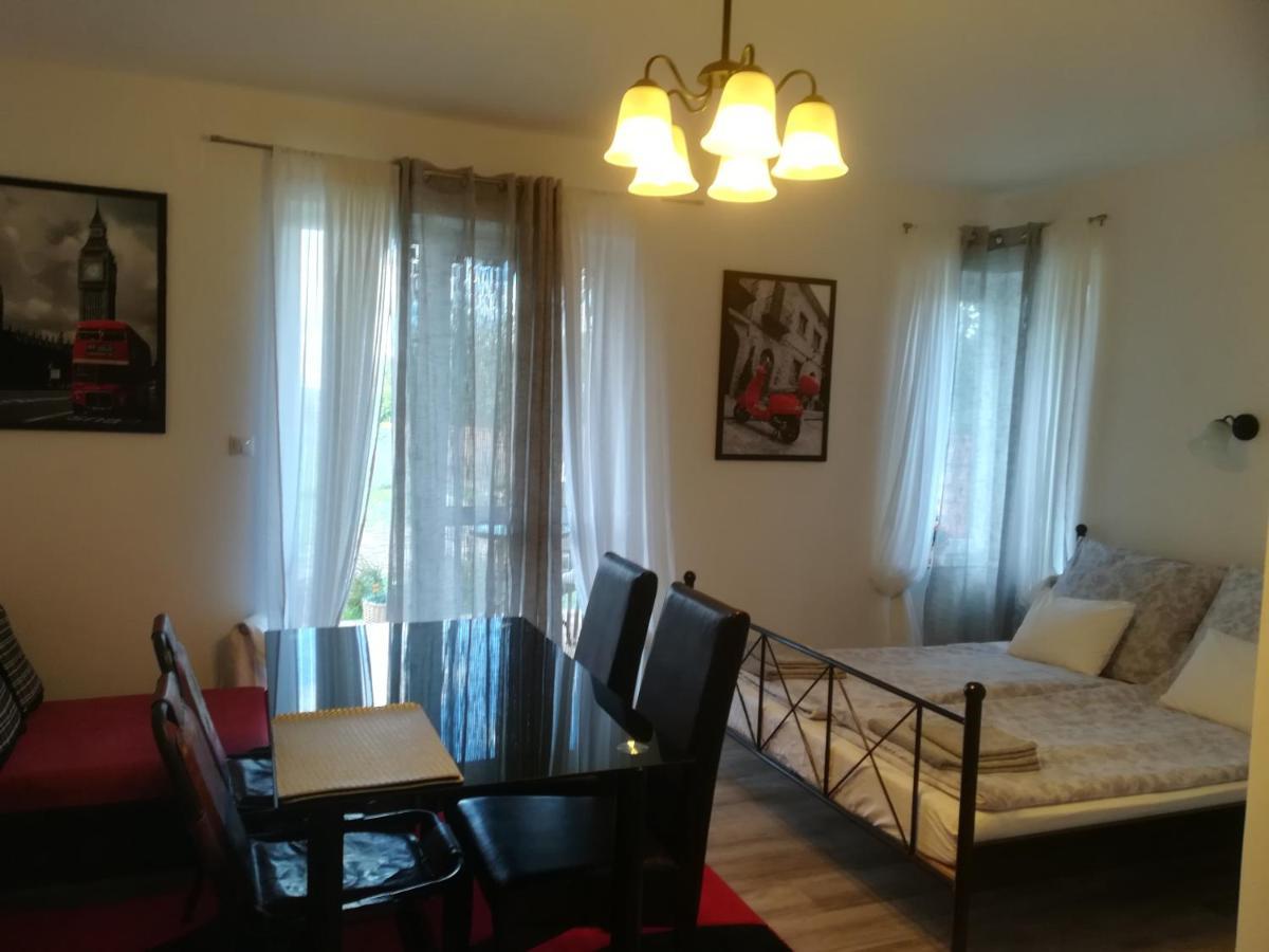 Ferienwohnung Edina Vendeghaz-Gyenesdiás Exterior foto